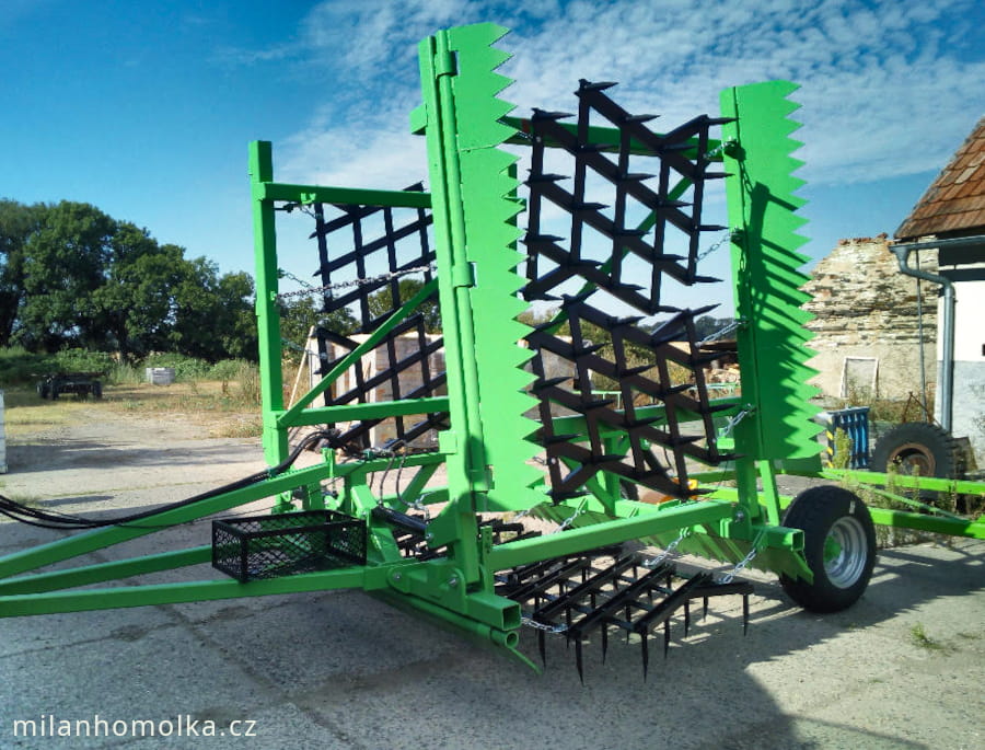 Zemědělská technika Bránosmyk