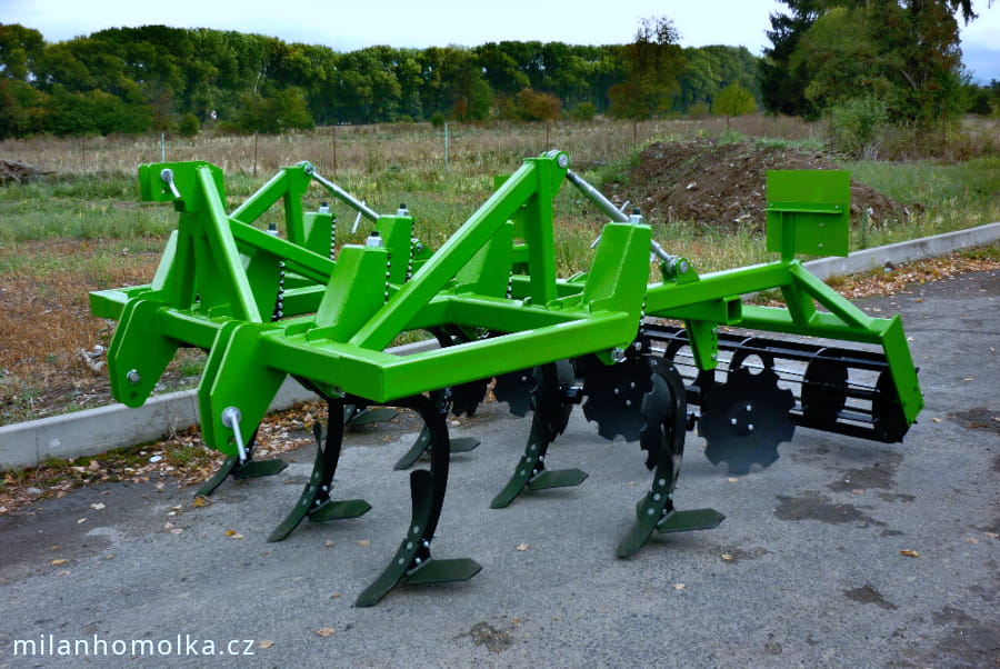 Zemědělská technika Radličkový podmítač Terran